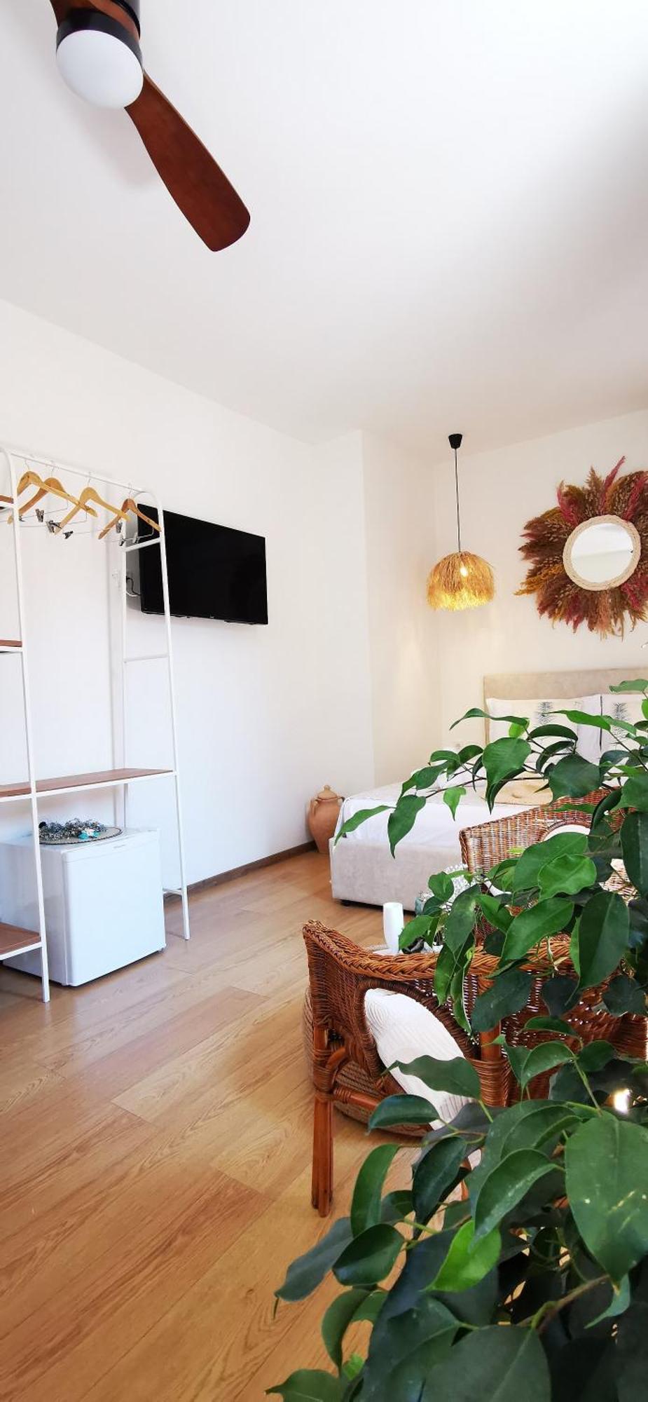 Bohemian Boutique Suites Vlorë Quarto foto