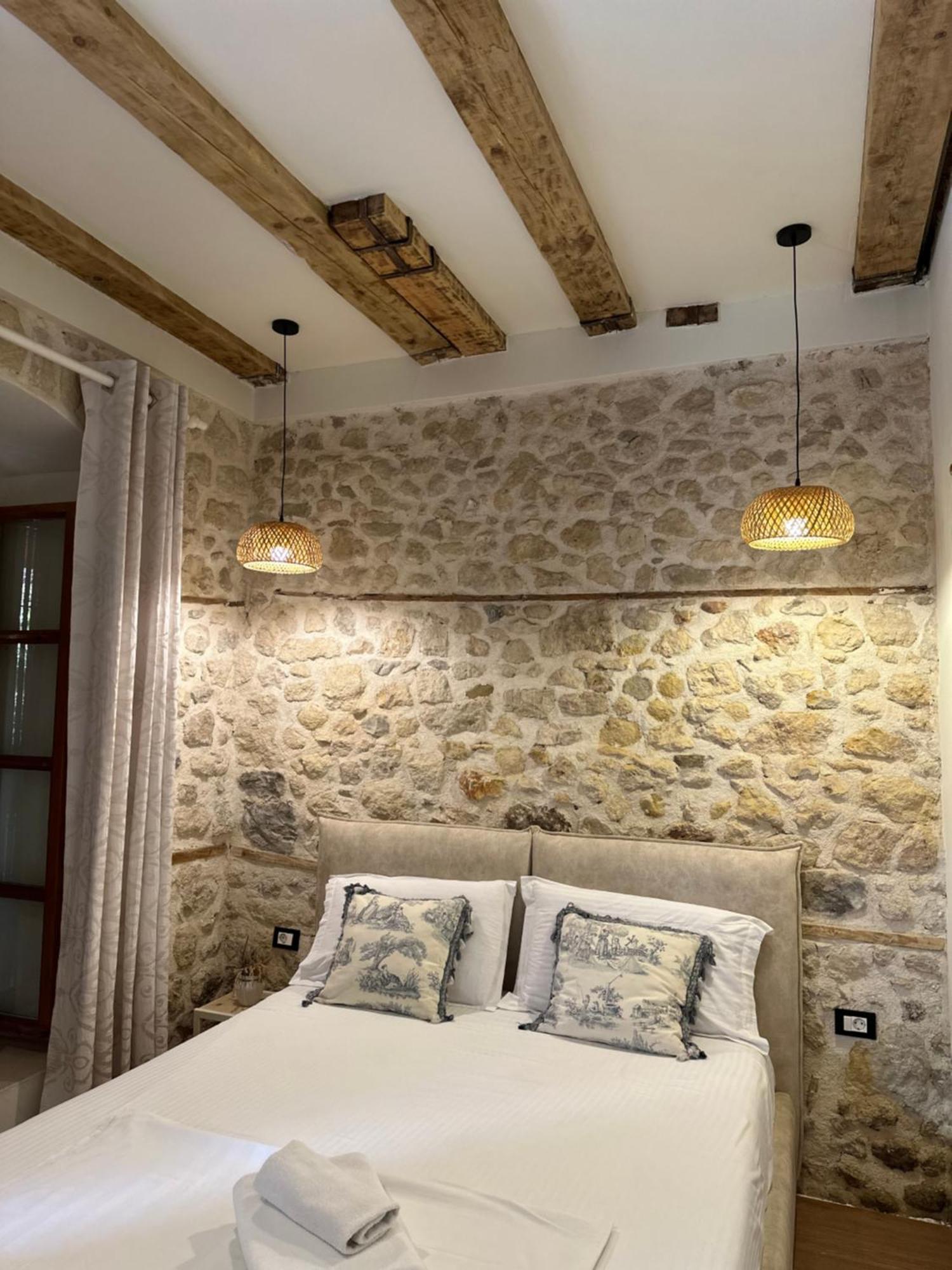 Bohemian Boutique Suites Vlorë Exterior foto